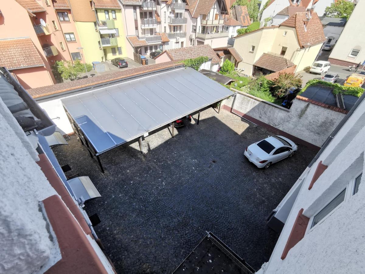 Hotel-Pension Zum Hirsch Hattersheim am Main Buitenkant foto