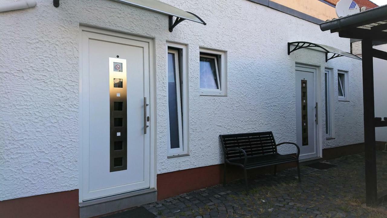 Hotel-Pension Zum Hirsch Hattersheim am Main Buitenkant foto